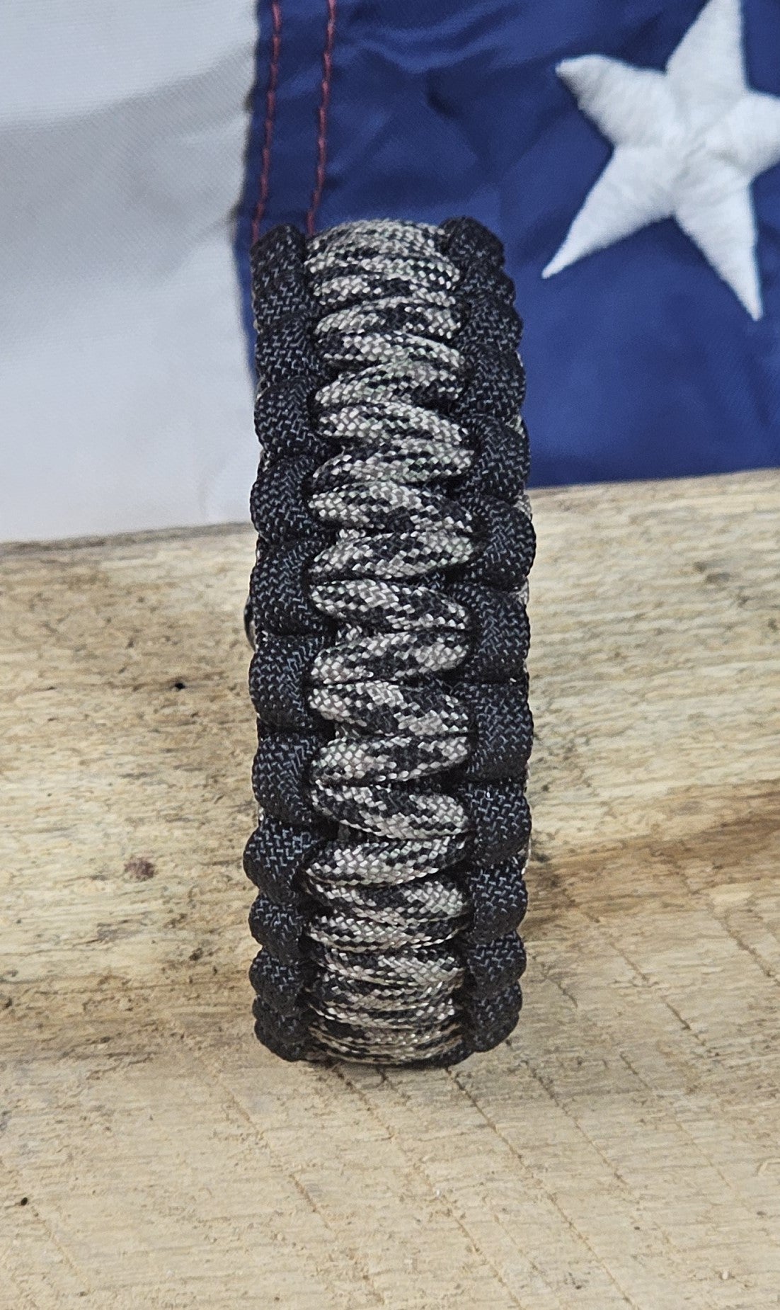 Men's Cobra Weave Paracord Bracelet – Platinum Camo - Black Trim - Black, Plastic, Buckle