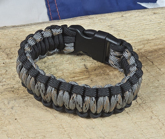 Men's Cobra Weave Paracord Bracelet – Silver Camo - Black Trim - Black, Plastic, Buckle