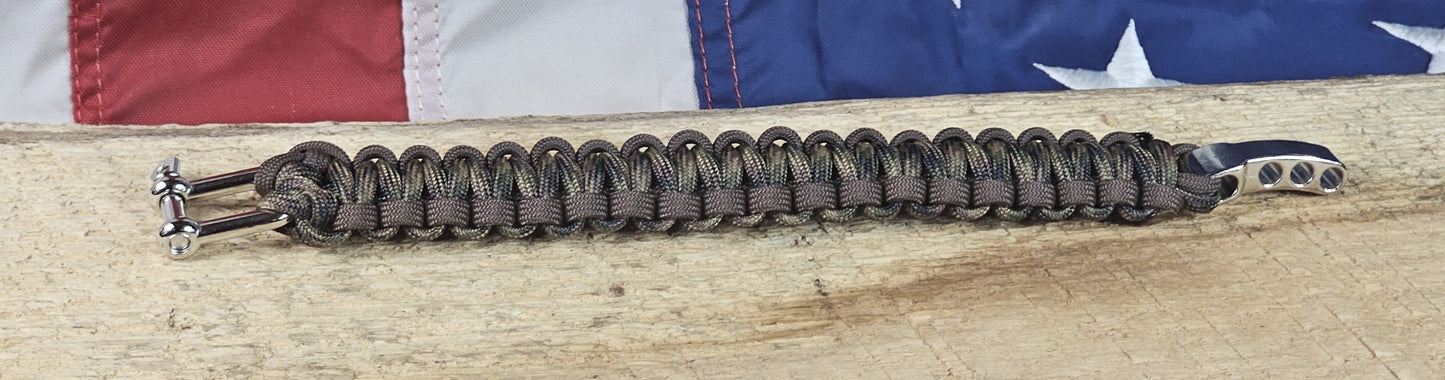 Men's Cobra Weave Paracord Bracelet - Forest Camo Core - Brown Trim - Silver Metal Shackle