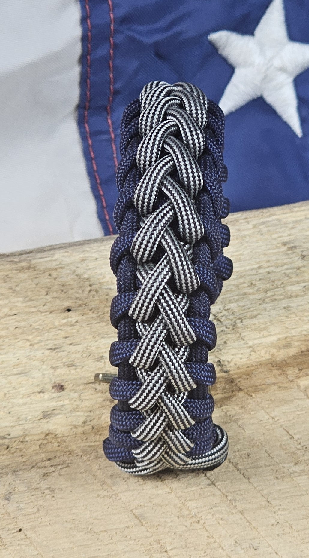 Men's Widowmaker Weave Paracord Bracelet - Silver Spiral Core - Dark Blue Trim - Bronze Metal Shackle