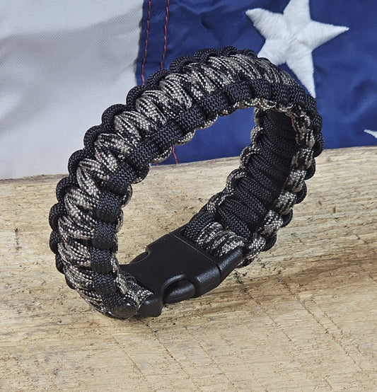 Men's Cobra Weave Paracord Bracelet – Platinum Camo - Black Trim - Black, Plastic, Buckle