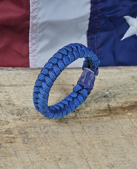 Women's Fishtail Weave Paracord Bracelet – Nimue Blue – Clear Blue, Plastic, Buckle